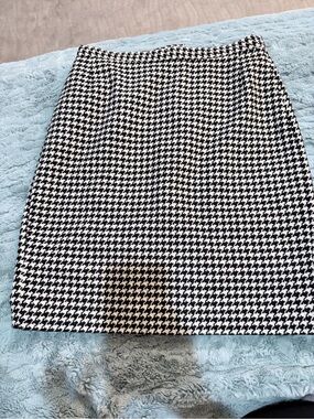 Marks & SpencerClassic Black & White Houndstooth Women’s Skirt Size 10 US